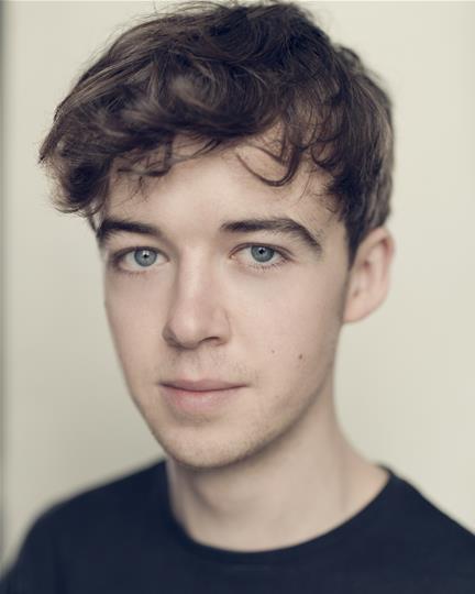 Alex-Lawther.jpg