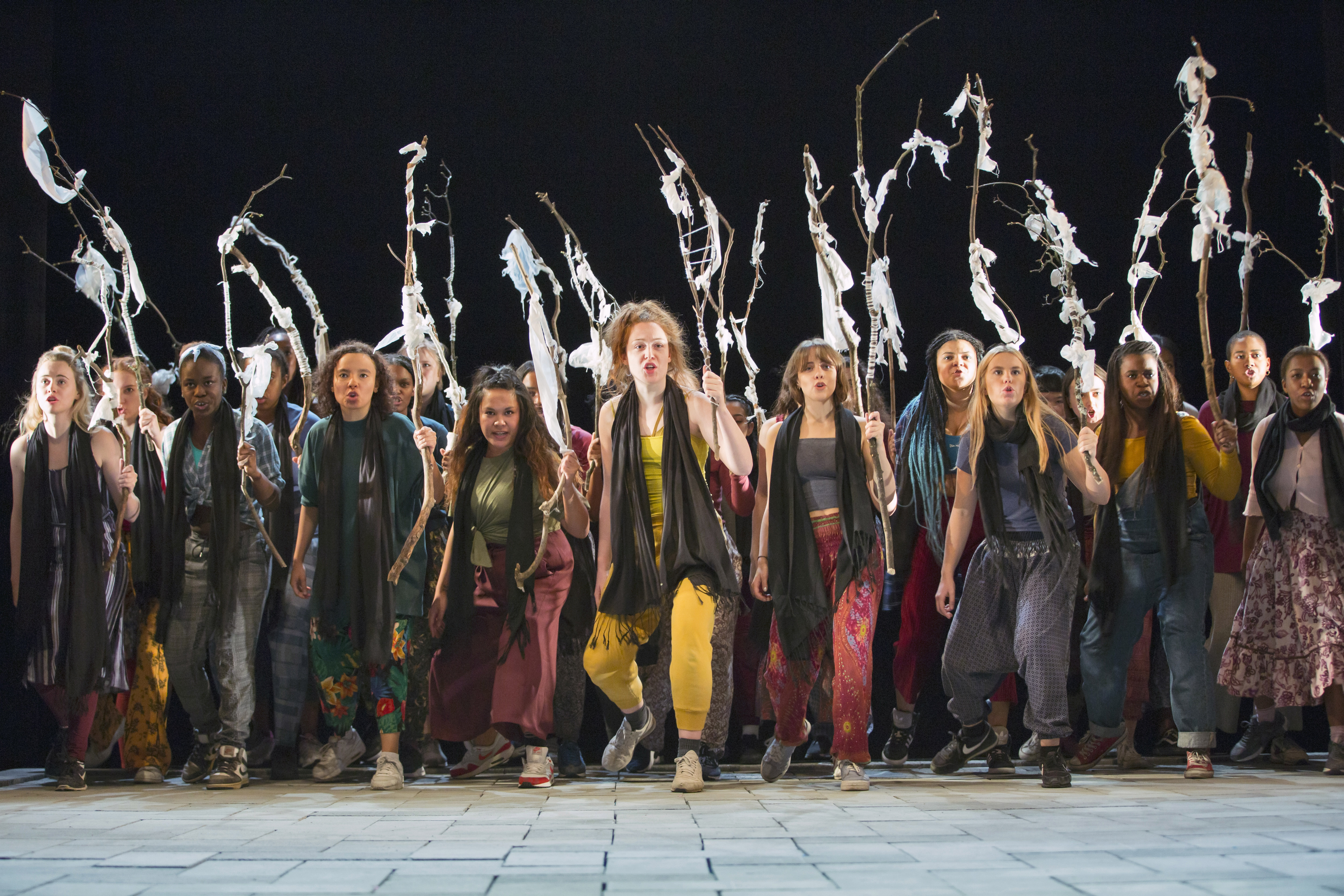 YOUNG VIC - THE SUPPLIANT WOMEN 2017