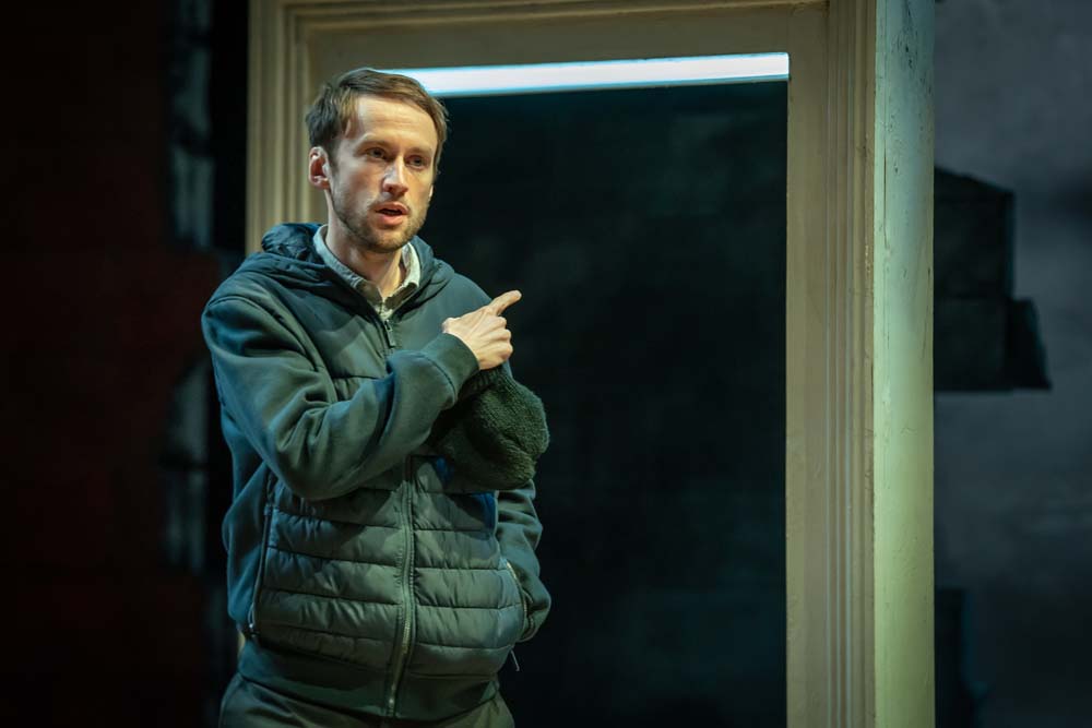 a doll's house young vic