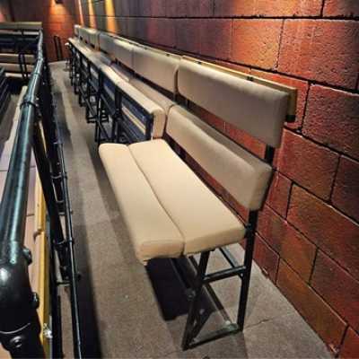 Balcony seat