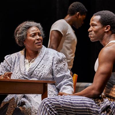 Sharon D. Clarke and Sope Dirisu. Death of a Salesman (c) Brinkhoff Mogenburg