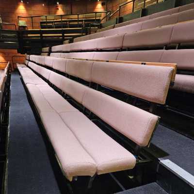Main House seat