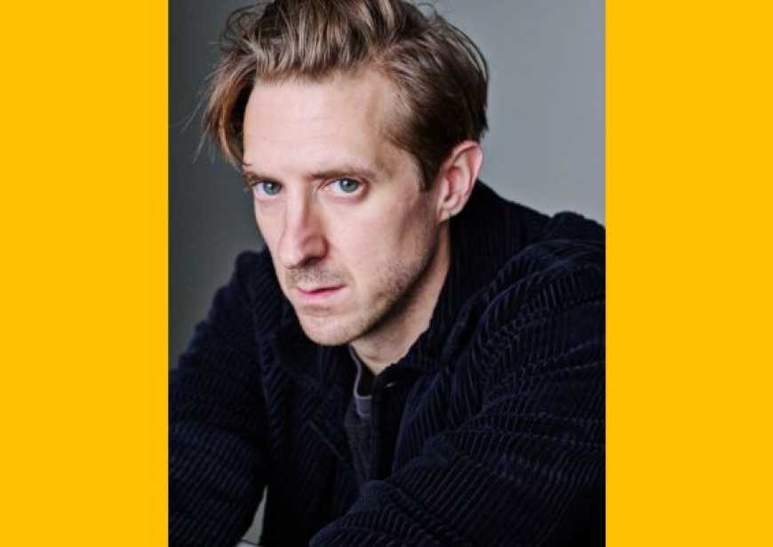 A headshot of Arthur Darvill