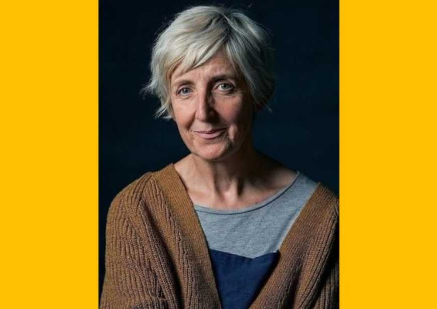 A headshot of Julie Hesmondhalgh