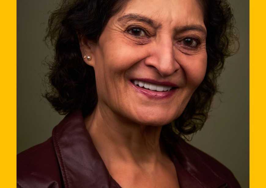 Taru Devani headshot